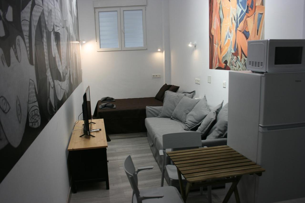 Golondrinas De Malaga "Apartamentos Con Mucho Arte" Y Terraza Solarium En Coliving Exteriér fotografie