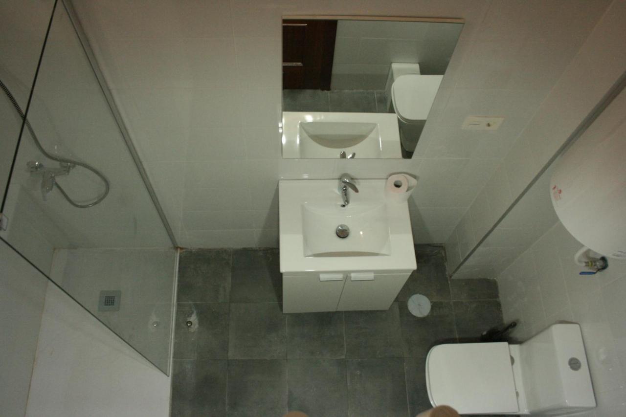Golondrinas De Malaga "Apartamentos Con Mucho Arte" Y Terraza Solarium En Coliving Exteriér fotografie