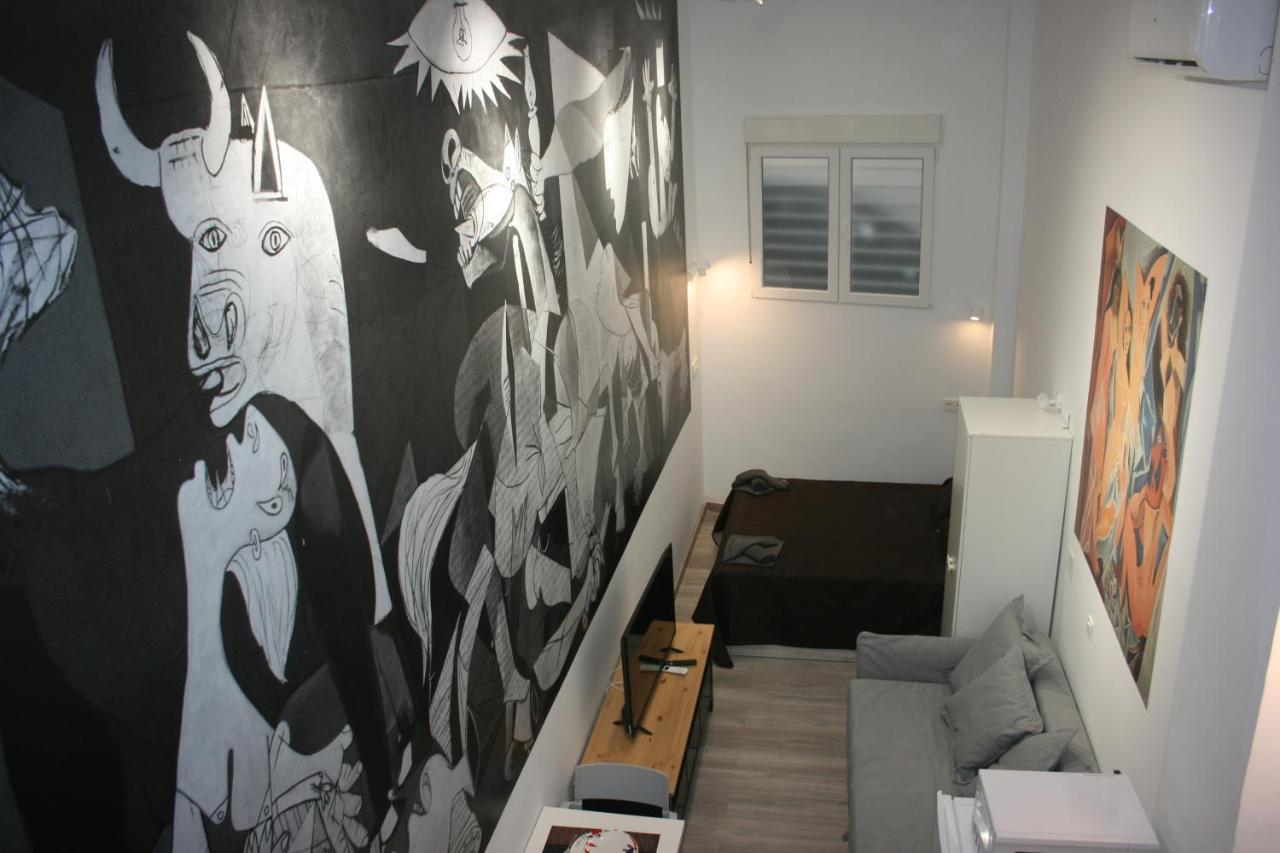 Golondrinas De Malaga "Apartamentos Con Mucho Arte" Y Terraza Solarium En Coliving Exteriér fotografie