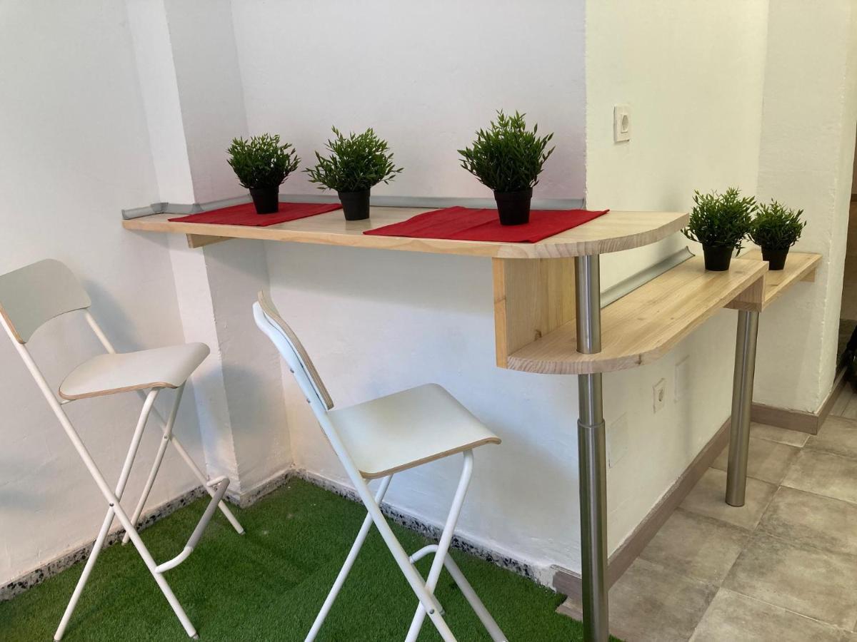 Golondrinas De Malaga "Apartamentos Con Mucho Arte" Y Terraza Solarium En Coliving Exteriér fotografie